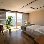 Aurasia Sea Side Hotell 3*