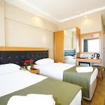 Aurasia Sea Side فندق 3*