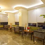 Aurasia Sea Side مرمريس