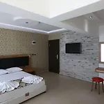 Aurasia Sea Side فندق مرمريس
