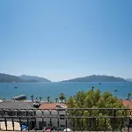 فندق Aurasia Sea Side 3*