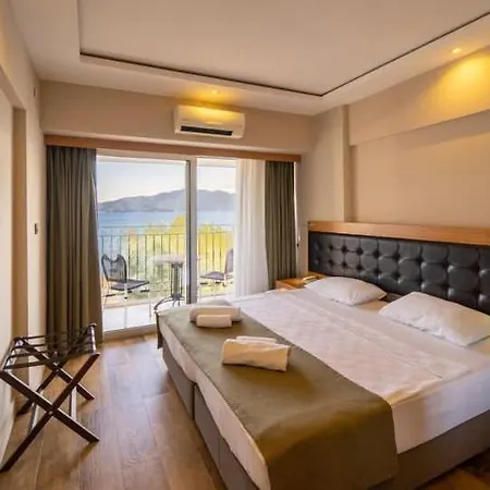 Aurasia Sea Side マルマリス