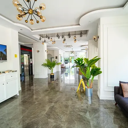 Hotel Aurasia Sea Side