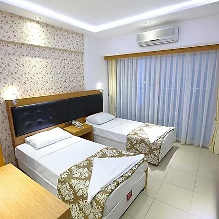 Hotel Aurasia Sea Side