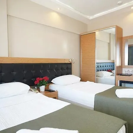 מלון Aurasia Sea Side