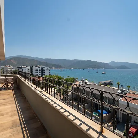 Hotel Aurasia Sea Side