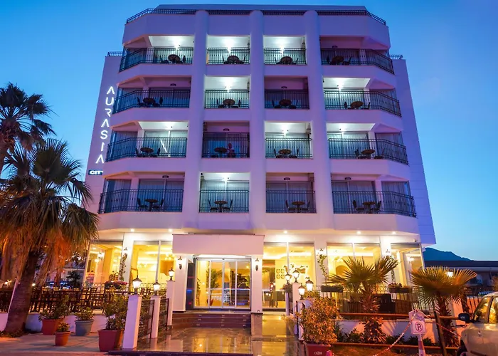 Aurasia Sea Side Hotel 3*