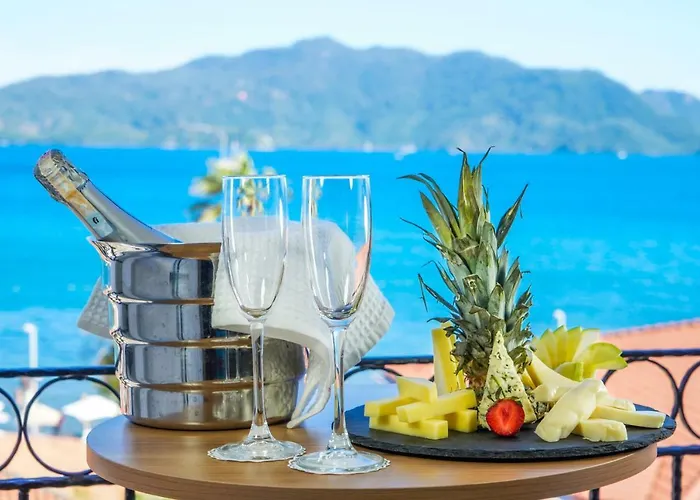 Aurasia Sea Side 3* Marmaris